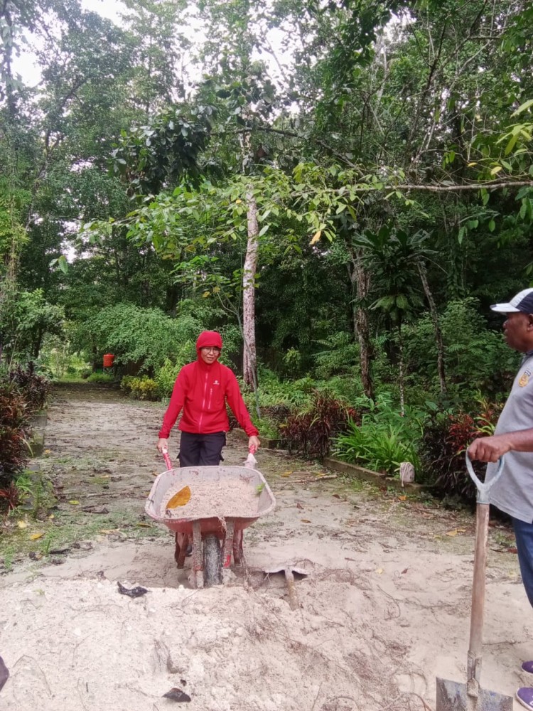 Kerja Bakti /Pembersihan Lingkungan Kantor TBTA Biak