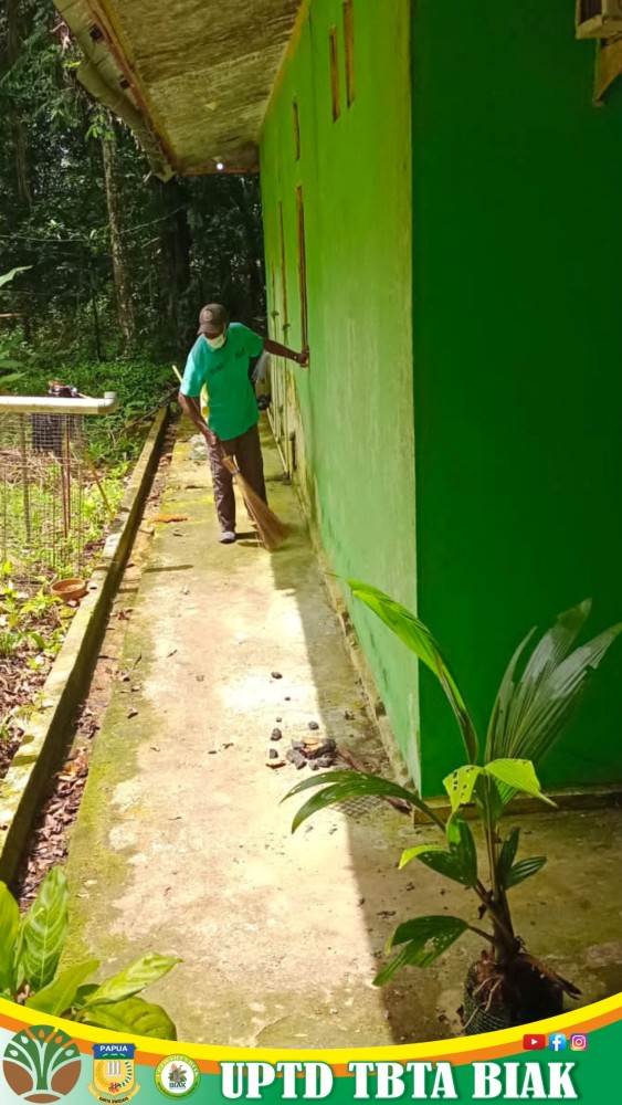 Giat Kerja Pemeliharaan Gedung dan Pembersihan